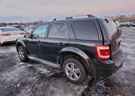 2011 Ford Escape Limited z USA, uszkodzony, nr VIN 1FMCU9EG7BKB77076